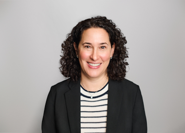 Lori Siembieda is the Attorney Development Manager for all Litigation department associates across the firm’s four California offices. 