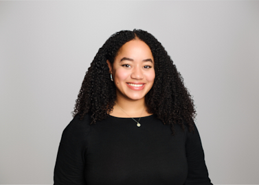Sydney Simmons is an associate in the firm’s Business Law department.